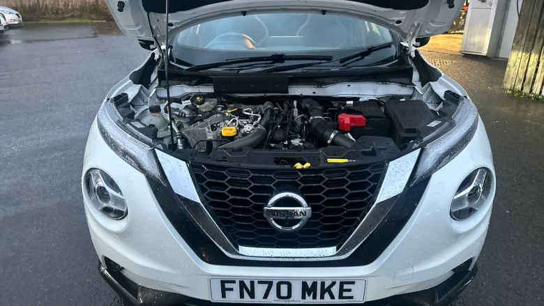 Nissan Juke 1.0 DiG-T N-Connecta 5dr Petrol Hatchback